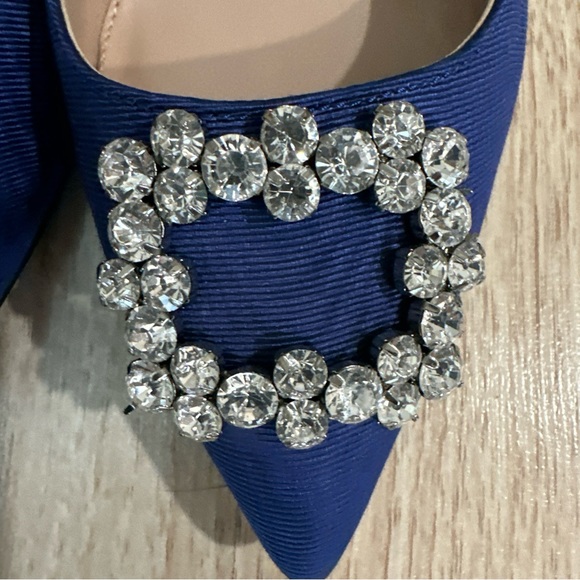 New Banana Republic Madison Blue Crystal Buckle Pumps Size 8.5 - Picture 8 of 12